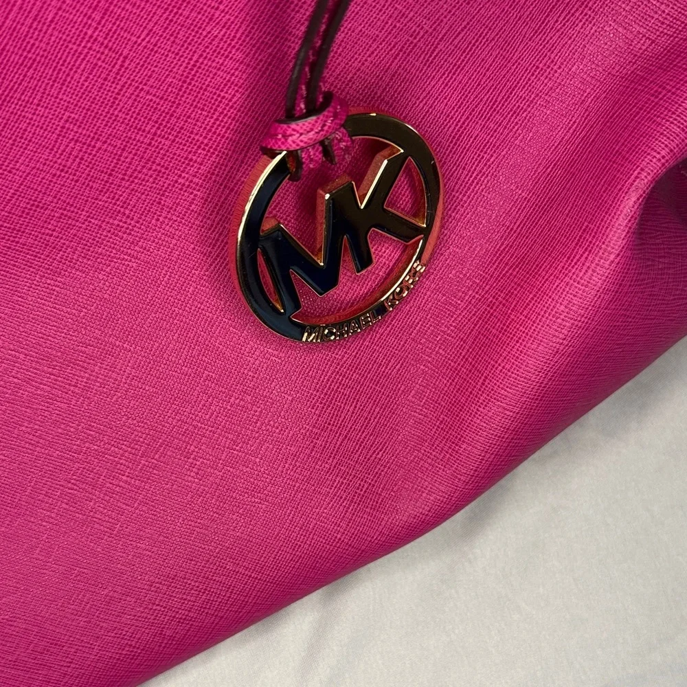 Michael Kors Jet Set Travel Dome Satchel - Raspberry Saffiano Leather - Picture 3 of 8